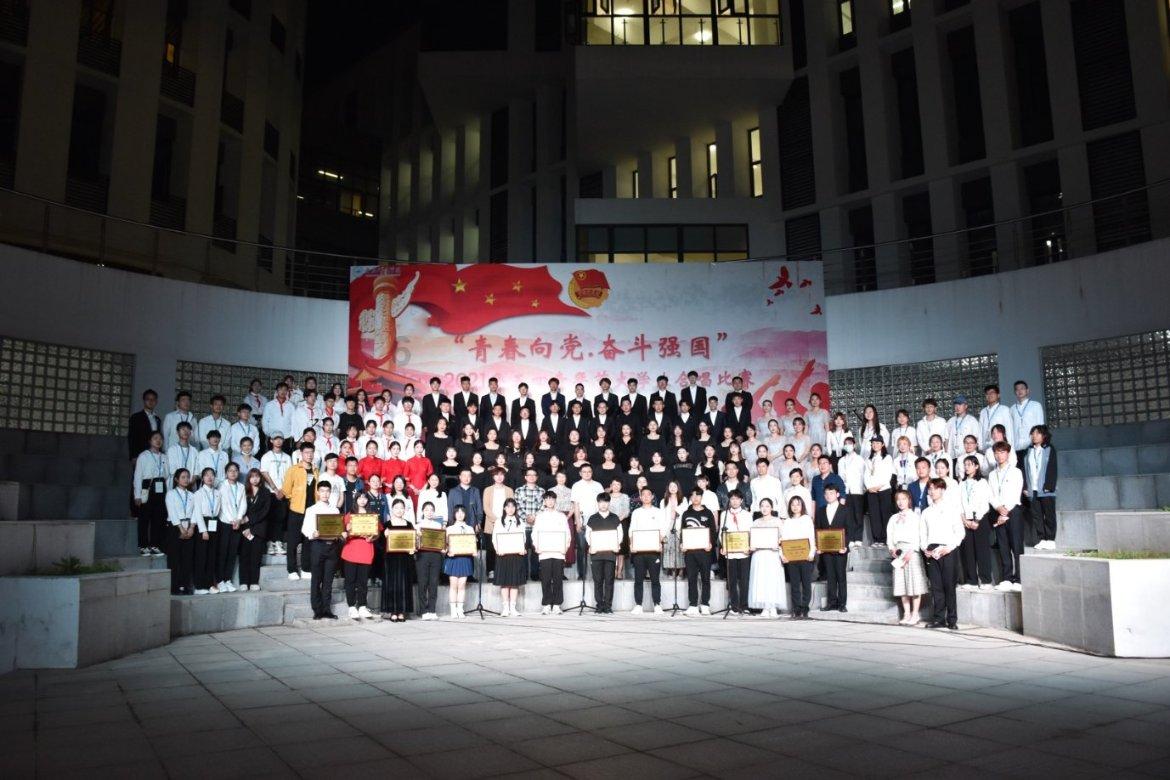 海关部门层层把关 让更多进口美食端上“中国餐桌”
